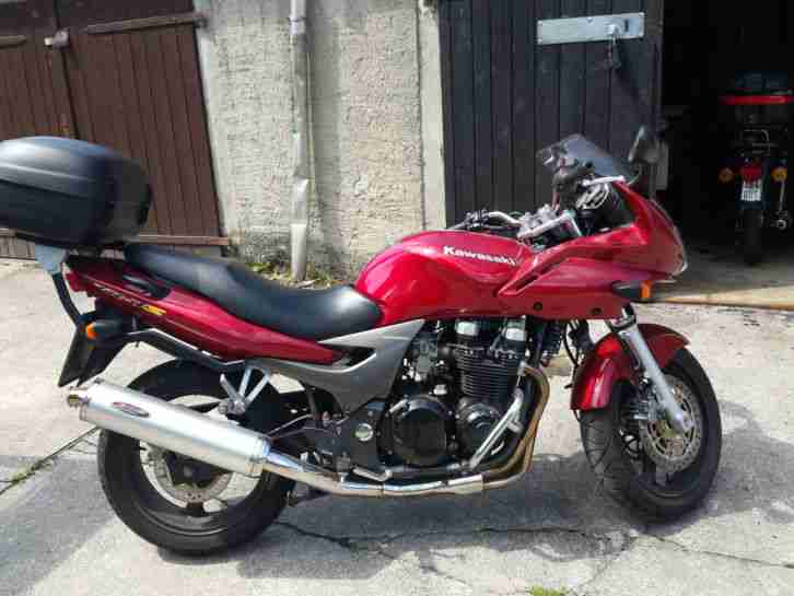Kawasaki zr7S wenig km top Zustand