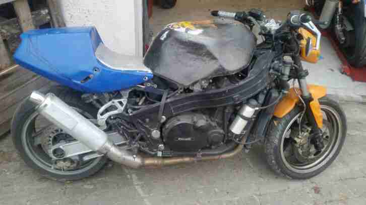 Kawasaki zx-10 Streetfighter Projekt