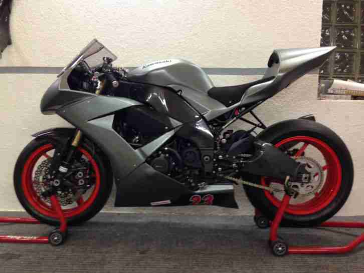 Kawasaki zx10r 2009 Rennstrecke