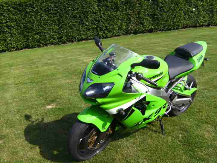 Kawasaki zx9r letzde Bauhreihe Bauj 2004
