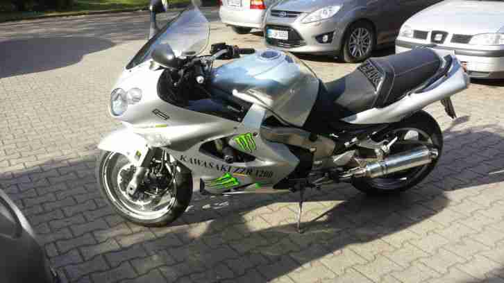 Kawasaki zzr 1200