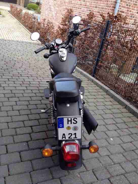 Keeway Superlight 125 Bj 03 2011 hatt cir. 6600 km gelaufen Tüv bis Ende 2015