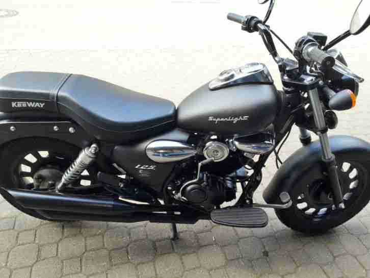 Keeway, Superlight, 125 cm³, 6000 km