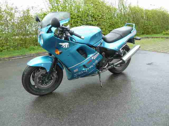Klassiker Triumph Daytona 1200 mit neuem TÜV, neuer Batterie, 53205km gelaufen