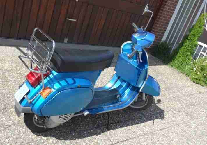 Klassische Piaggio Vespa PK 50S Elestart in gepflegtem Zustand