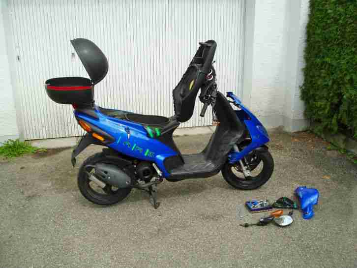 Kleinrad Roller Piaggio C21 Unfallschaden