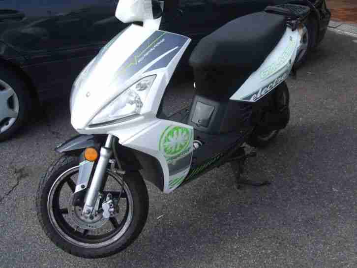 Kreidler Galactica 2.0 Elektro, BJ 2012, 6.500 km Laufleistg., Elektro Roller