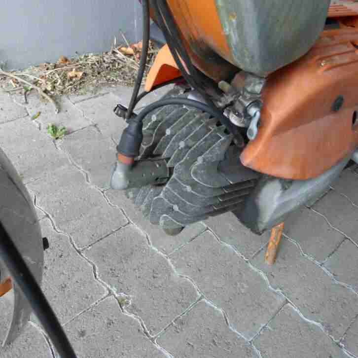 Kreidler Mofa MF4 orange - nicht fahrbereit - ohne Papiere