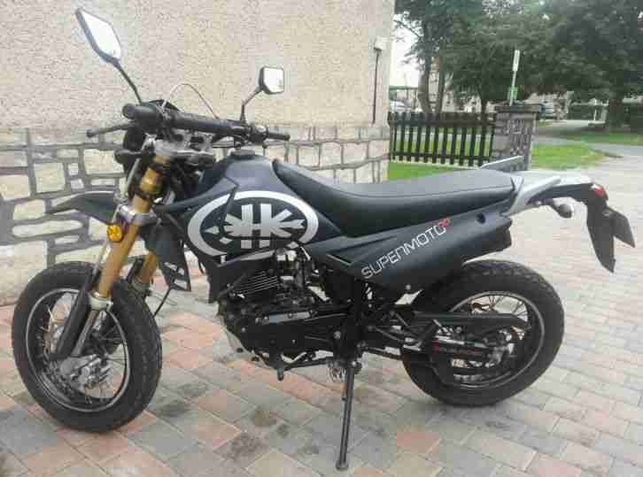 Supermoto 125