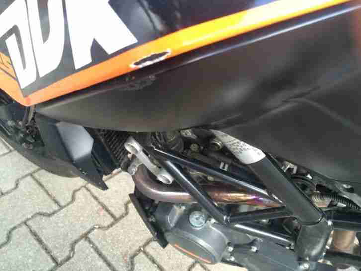 Ktm Duke 125 mit Akrapovic