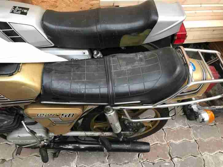 Ktm RSW 50 Kleinkraftrad um Restaurieren