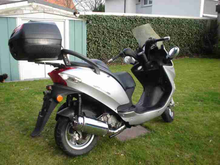 Kymco Grand Dink 125 von 2008 mit nur 15 tKm und Kostl. Lieferung