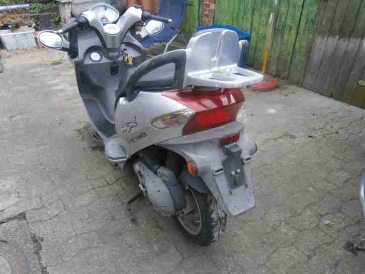Kymco Grand Dink 50S von März 2009