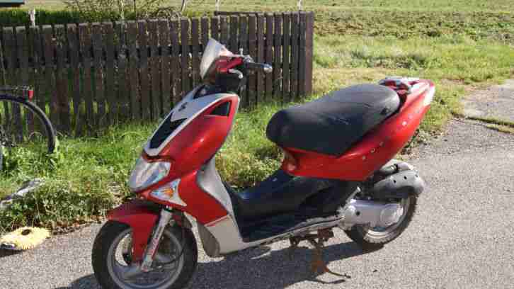 Kymco Super 9 LC