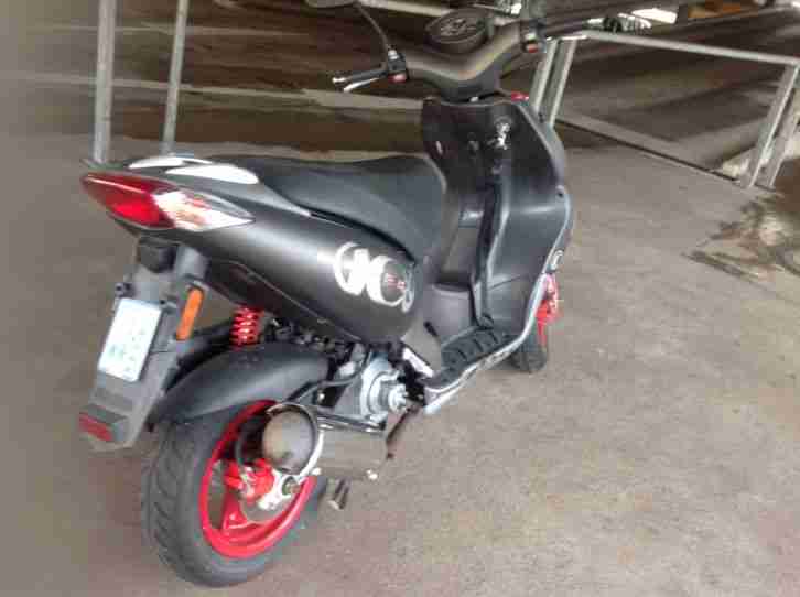 Kymco Super 9 Wassergekühlt