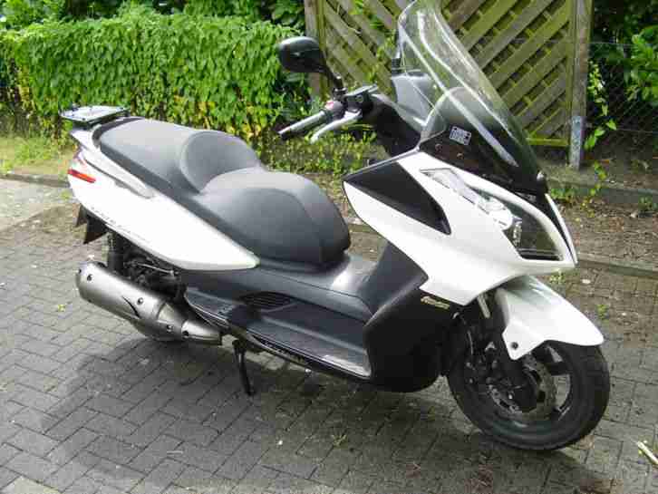 Kymco downtown 125 EZ08/13 1200km 1.Hand m. Garantie