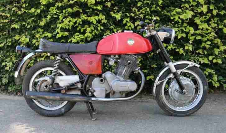 Laverda SF750 baujahr 1971 mit italiänische importpapieren