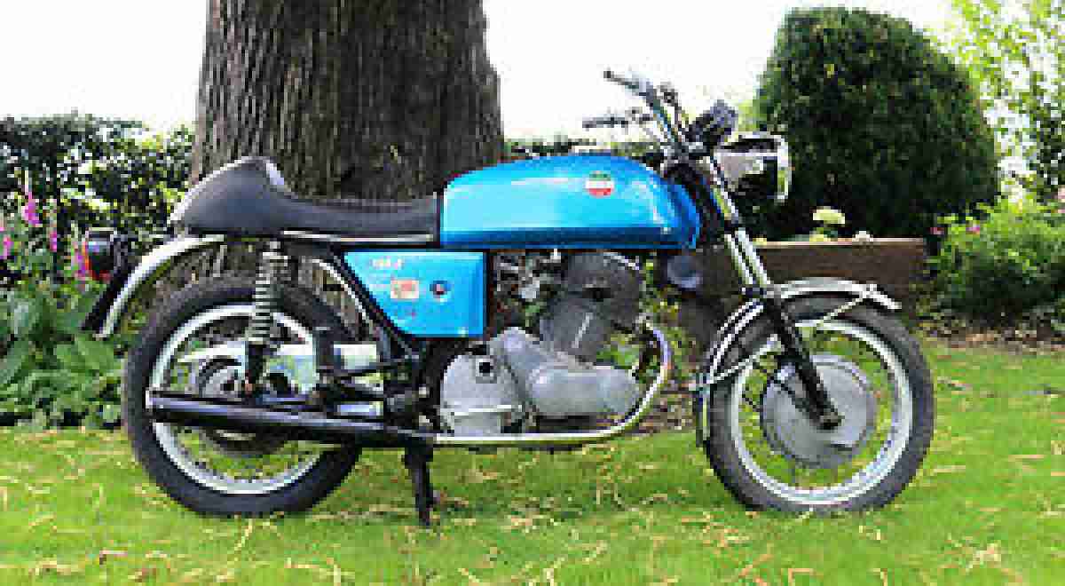 Laverda SF750 nummergleiche machine baujahr 1971