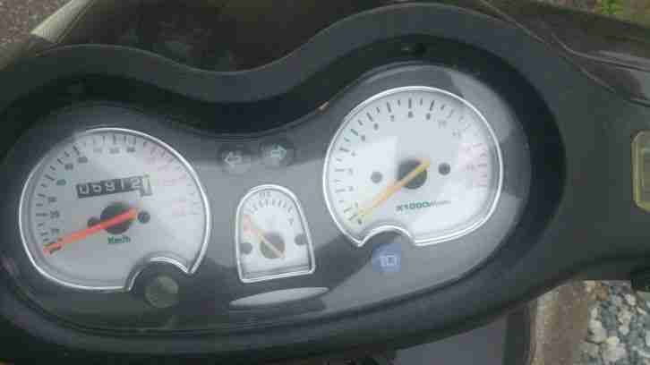 Leichtkraftrad mit nur 6000 Kilometer!