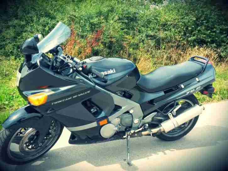 Liebhaberstück Kawasaki Ninja ZX600D optisch&technisch TOP