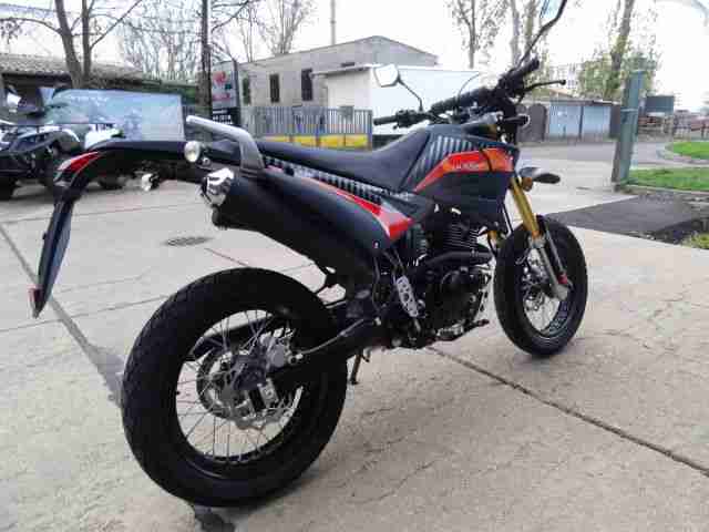 Luxxon 125 Supermoto