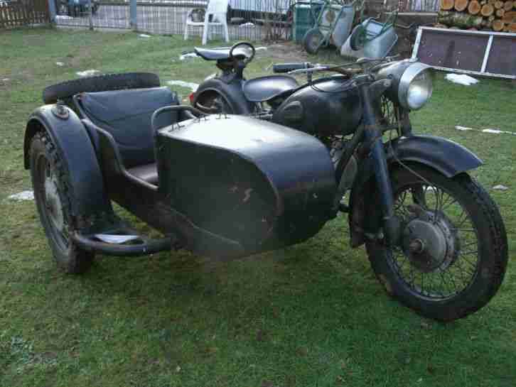 M72 Gespann K 750 Molotow mit Beiwagen Oldtimer Motorrad Scheunenfund Oldi