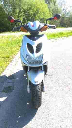 MBK Nitro Roller Scooter Motorroller 49ccm 50er wie Yamaha Aerox Mofa 25 er
