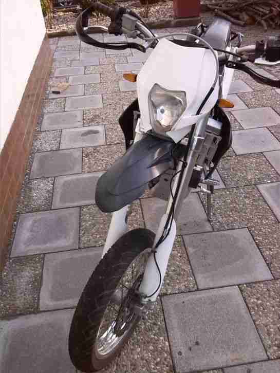 MIKILON 250 MS96-250SB EZ.09.08.2010 Crossbike mit Straßenzulassung