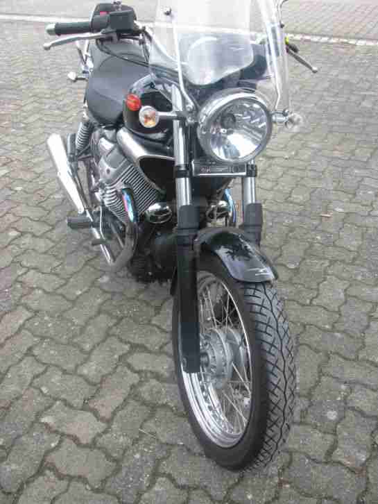 MOTO GUZZI 750 NEVADA CLASSIC NUR 4300 KM STANDORT SPEYER 2011 MODELL TOP PREIS