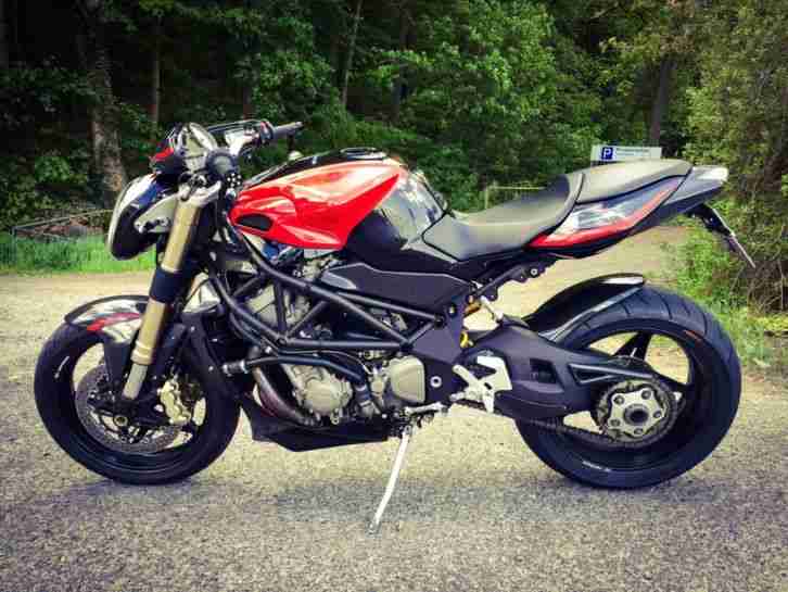 MV Agusta F4 Brutale 989 R