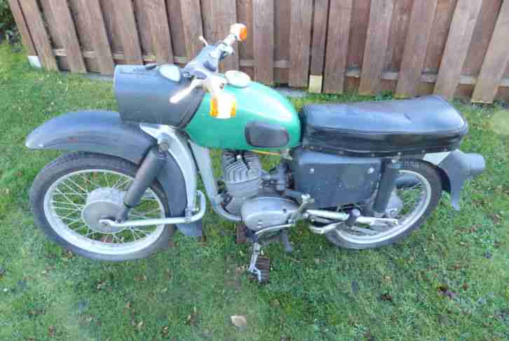 MZ ES 150 / 1 Bj. 1971 gute Basis zum Neuaufbau Motor dreht