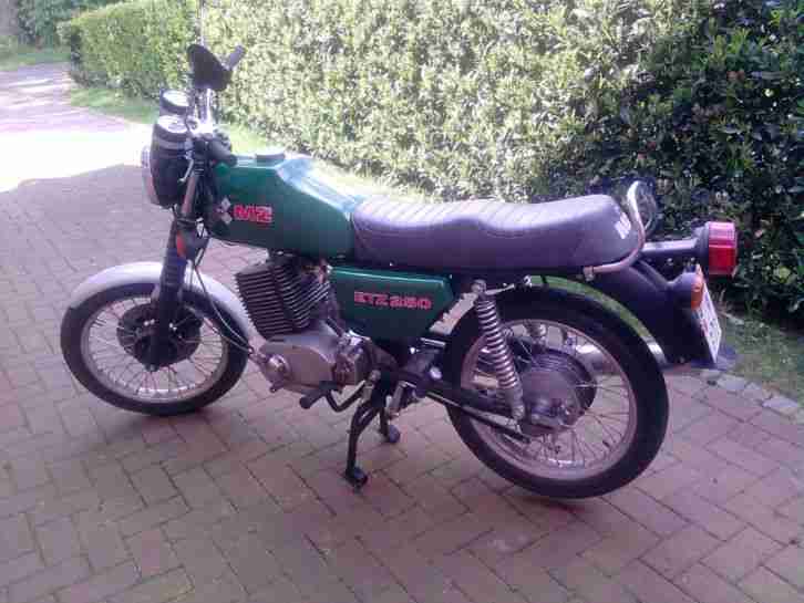 MZ ETZ 250 nur 9100 Km super org. Zustand TÜV neu DDR Luxus Ausführung