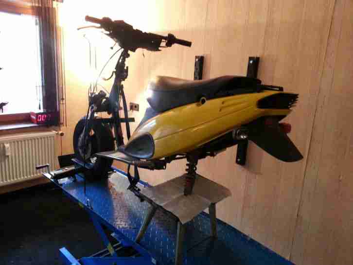 Malaguti F 12 Roller Teile Minarelli yamaha Aerox MBK Nitro tuning ac lc F10