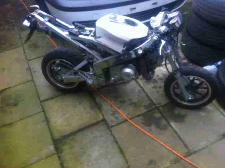 Minibike 50ccm mit Straßenzulassung