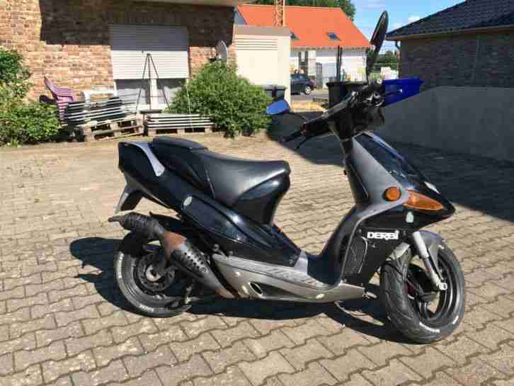 Mofa Roller Derbi Predator