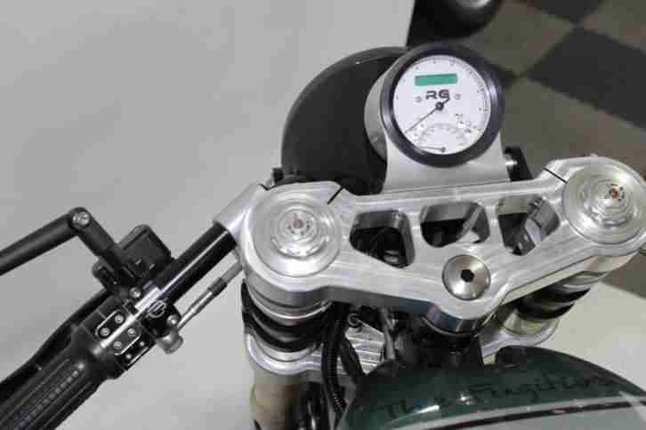 Moto Guzz Power Cafe Racer "The Fugitive" by Radial Guzzi Winterpreis-Vorführer