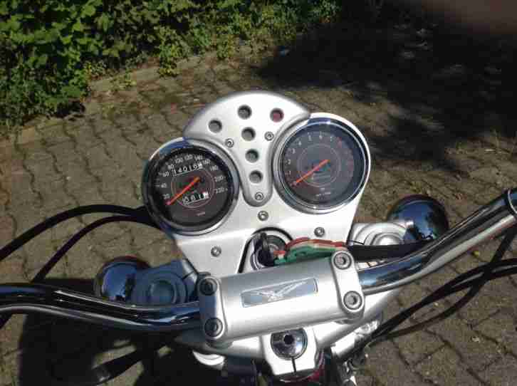 Moto Guzzi 1100i California