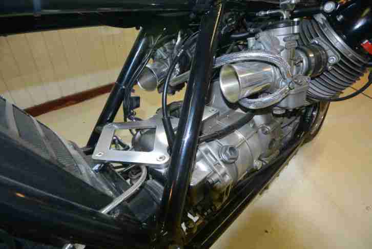 Moto Guzzi Caferacer, aufbau von Firma Guzziladen