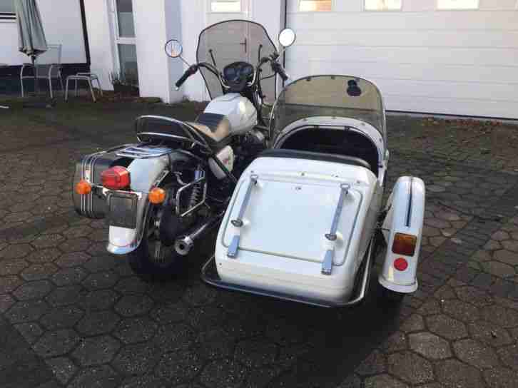 Moto Guzzi Cali II mit Watsonian Beiwagen