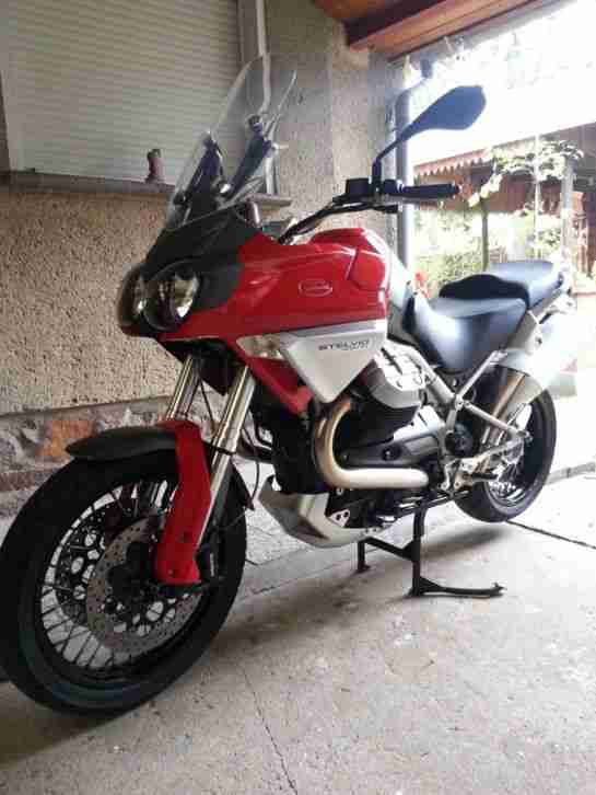 Moto Guzzi Stelvio Italien