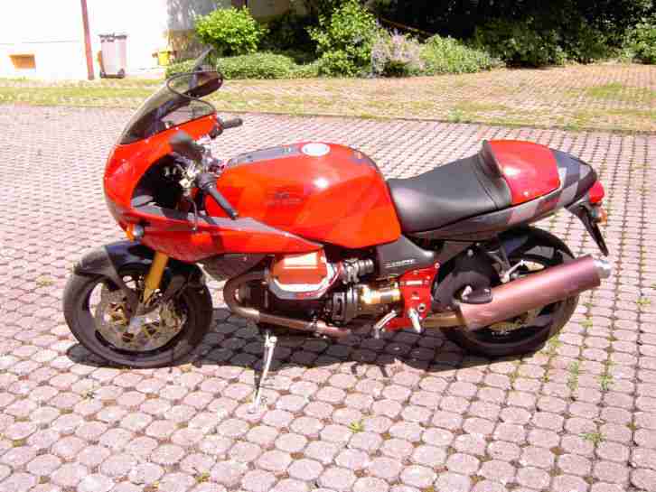 Moto Guzzi V11 le Mans rosso Corsa