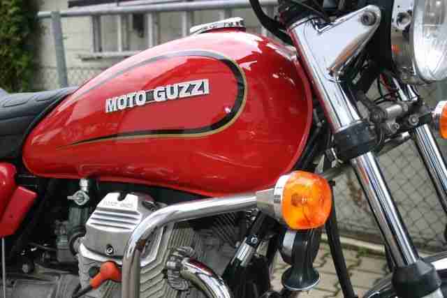 Moto Guzzi V35C