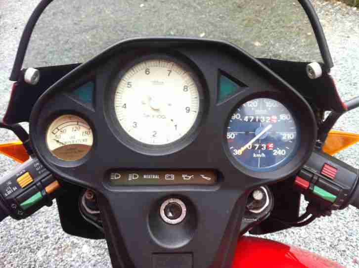 Moto Guzzi V65 Lario 4-Ventiler, 1985 die kleine LeMans TÜV 8/16 Motorschaden