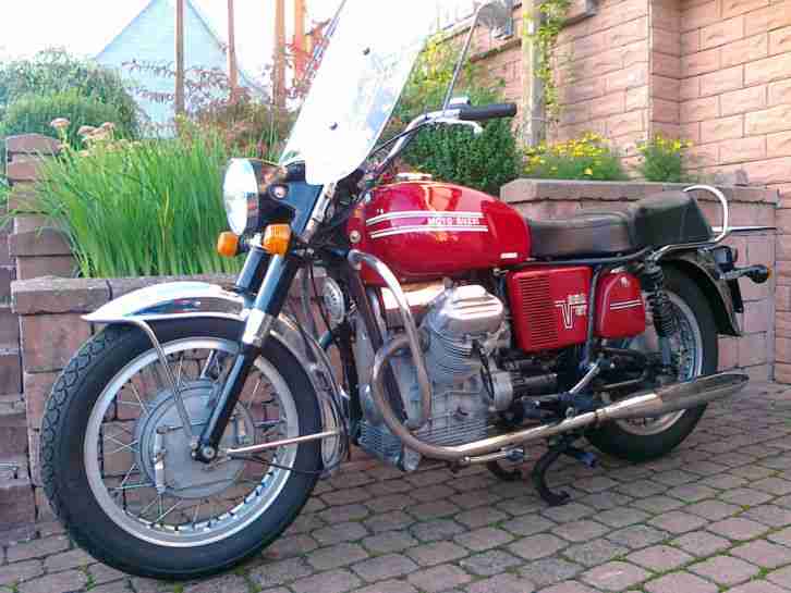 Moto Guzzi V7 850GT , Rosso, Baujahr 1973