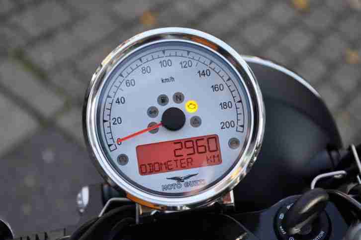 Moto Guzzi V9 Bobber- LIEBHABERSTÜCK