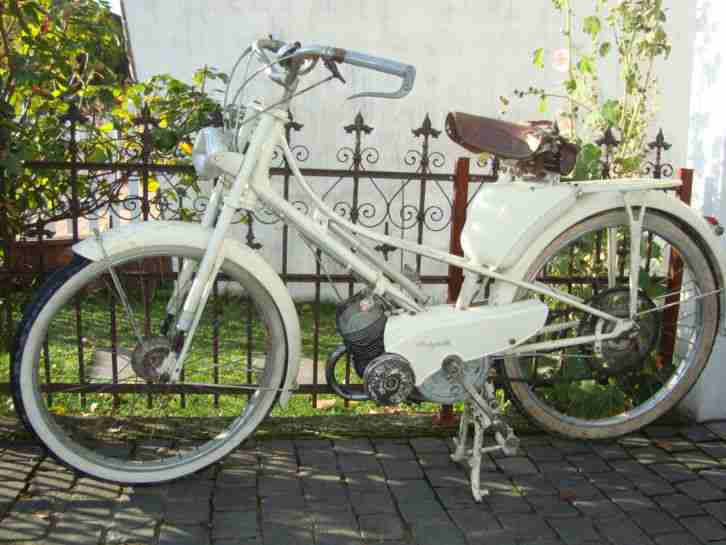 Motobecane Mobylette Mofa Modell AV54 Bj. 1954 Scheunenfund