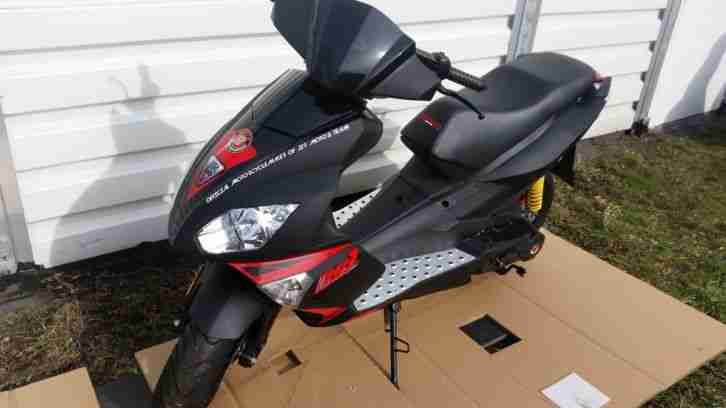 Motobi BS1 schwarz-rot