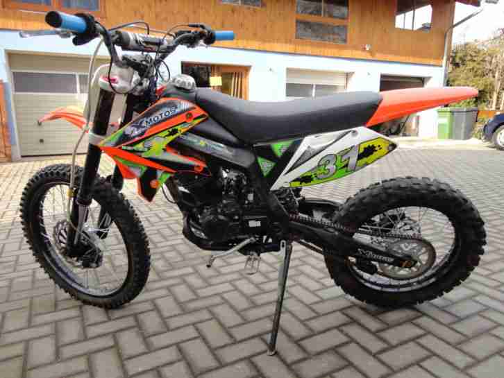 Motocross Dirt Bike 250 ohne Motor