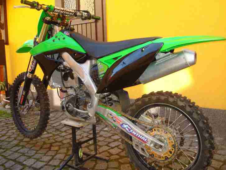 Motocross-Maschine Kawasaki KX250F