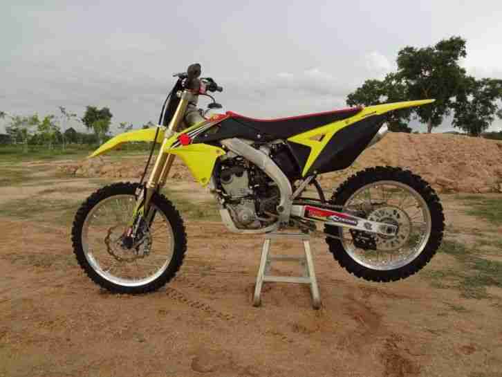 Motocross/ Vollcross Motorrad/Suzuki RMZ 250 / 2012/2013 Gelb, 4 Takt